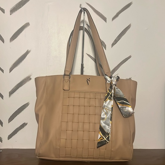 Vera Wang Large Raddix Tote Handbag Purse - Country Beige Tan Woven - Picture 7 of 7